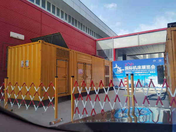 原阳出租发电机-柴油发电机和汽油发电机哪个更好一些?