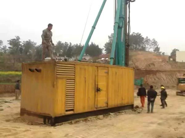 原阳如何判断水冷式机油散热器密封件是否需要更换?
